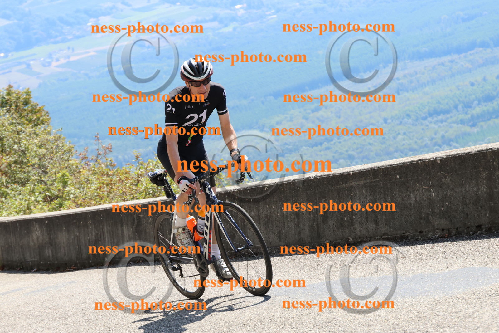 Col du Grand Colombier (517).JPG