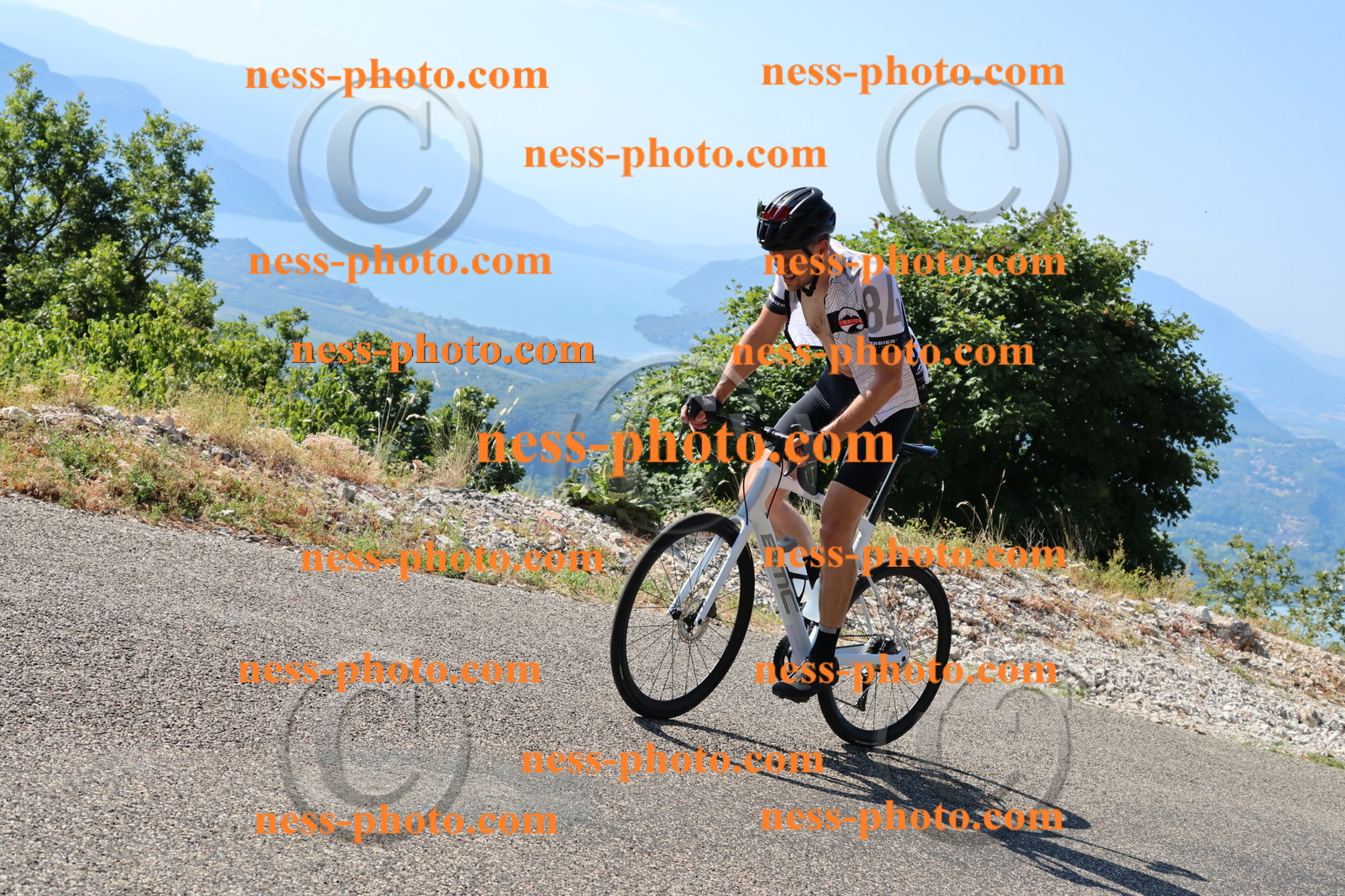 Col du Grand Colombier (241).JPG