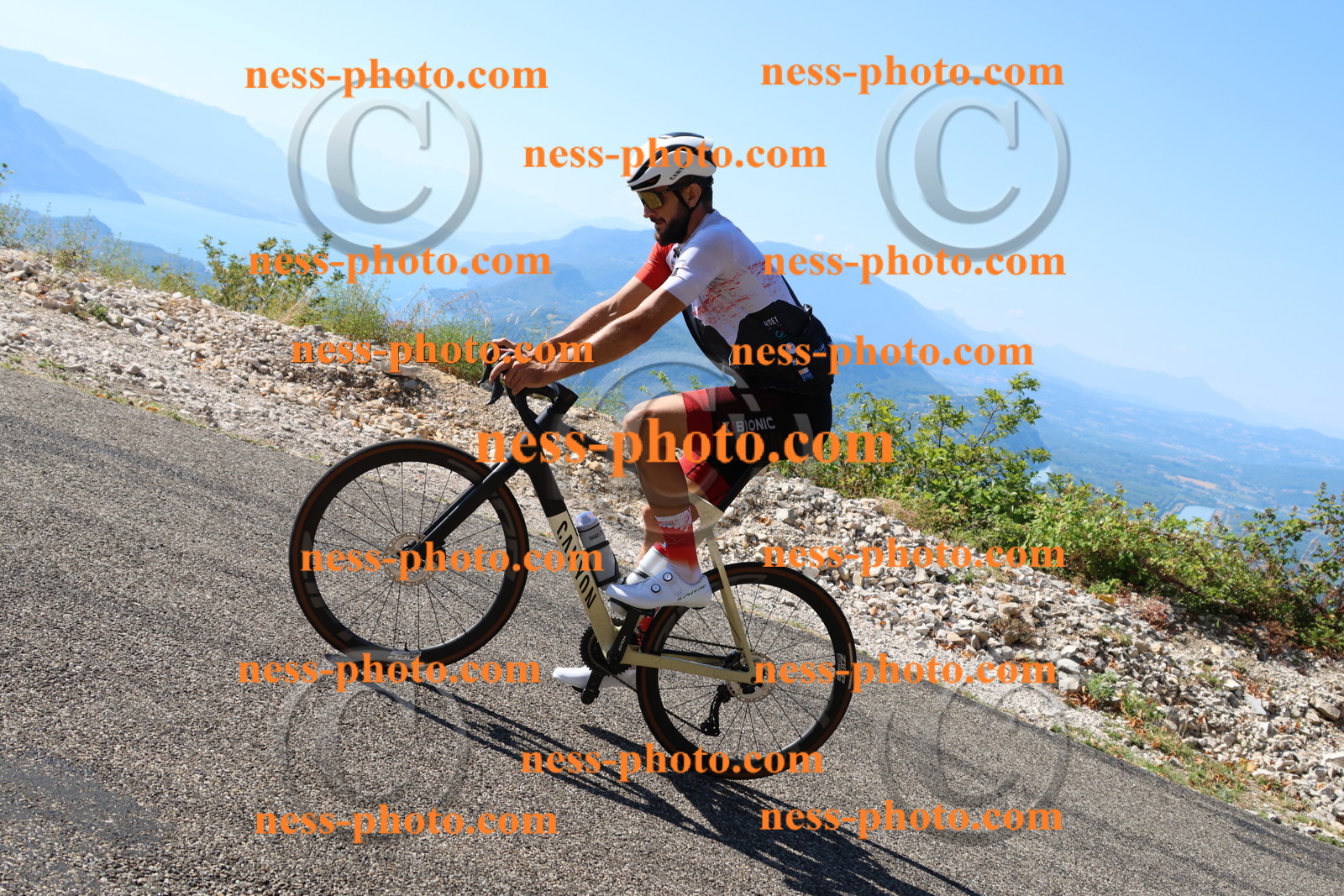 Col du Grand Colombier (1690).JPG