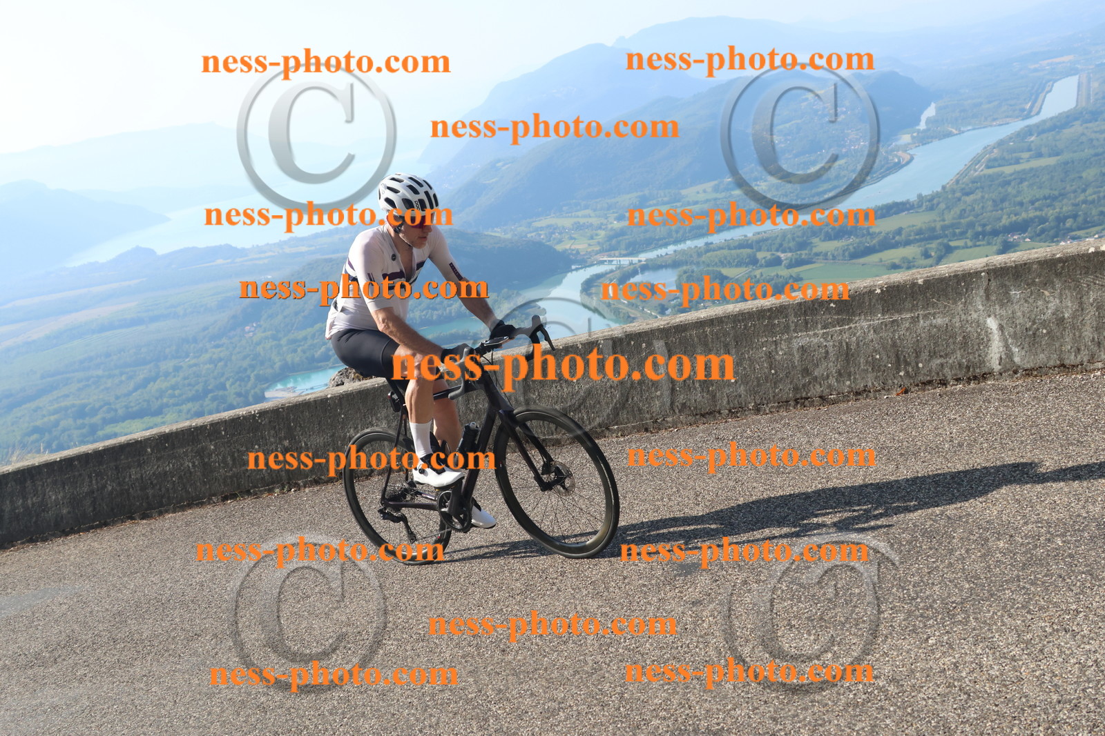 Col du Grand Colombier (1375).JPG